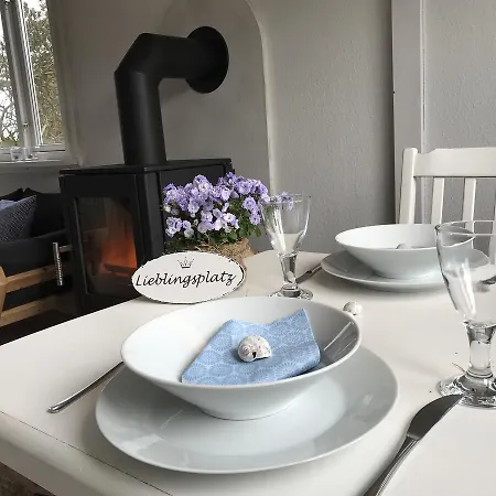 Semesterbostad Ferienhaus Blaue Pause *
